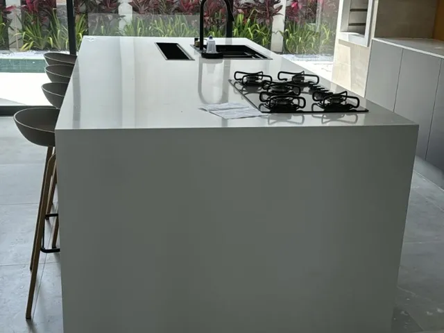 Imagem 3: Casa de Luxo no Condomínio na Vila Martins em Itu-Sp: 3 Quartos, 3 Suítes, 3 Salas, 5 Banheiros e 4 Vagas de Garagem!