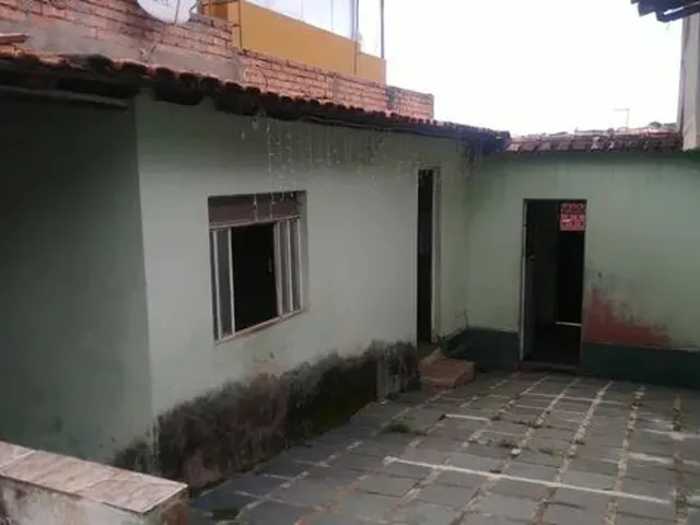 Imagem 2: Casa com 3 Dormitórios À Venda em Contagem