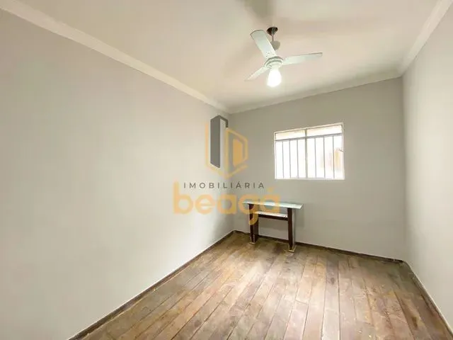 Imagem 3: Casa com 3 Dormitórios À Venda em Contagem