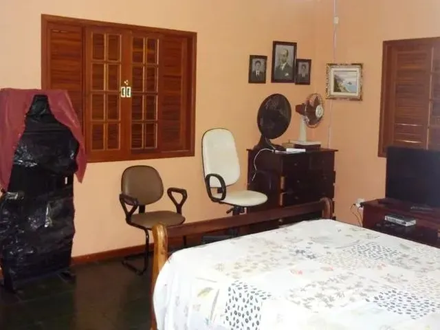 Imagem 9: Casa com 3 Dormitórios À Venda, 188 M² por R$ 650.000,00 - Prata dos Aredes