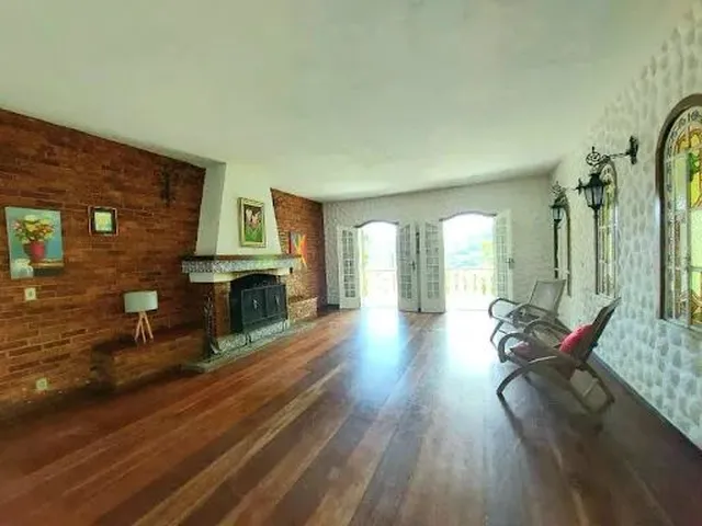 Imagem 6: Casa com 4 Dormitórios À Venda, 265 M² por R$ 810.000,00 - Araras - Teresópolis/Rj