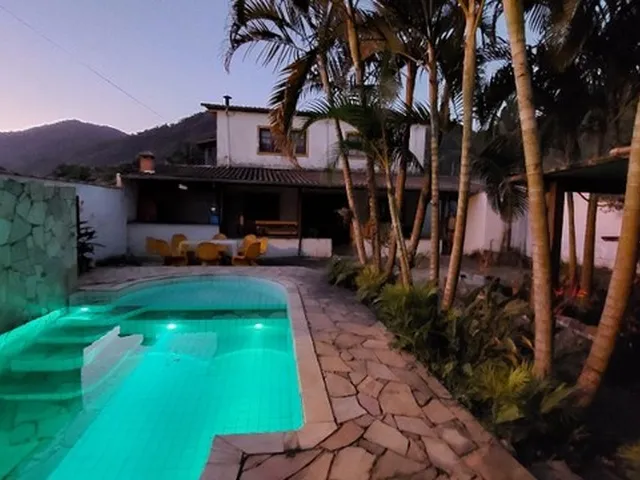 Imagem: Casa 4 Dormitórios com Piscina 200Mts da