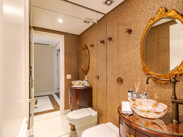 Imagem 6: Apartamento para Venda em Cerqueira César com 4 Quartos, Sendo 4 Suítes, 300M²