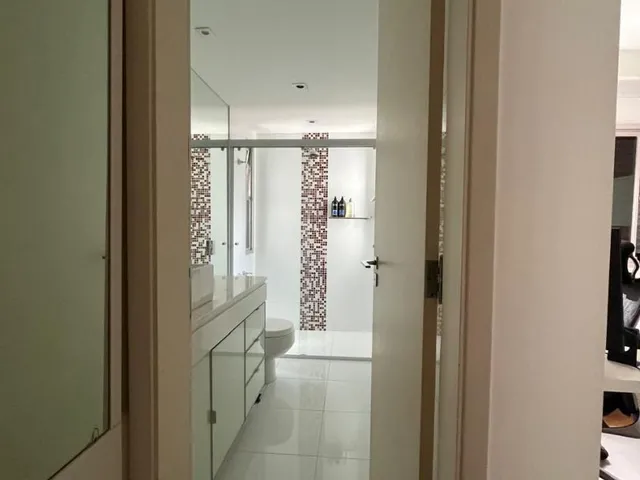 Imagem 3: Apartamento para Venda em Moema com 3 Quartos, Sendo 3 Suítes, 203M²