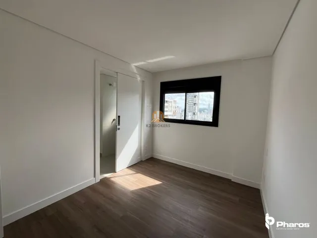 Imagem 12: Apartamento À Venda, no Marabella Tower em Balneário Camboriú, Centro, com 3 Quartos, 112,10M²