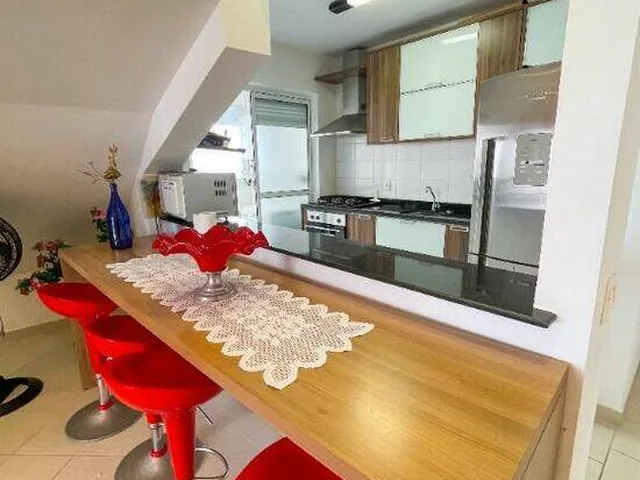 Imagem: O apartamento possui 3 Dormitórios, 1 Suíte, 3 Banheiros,