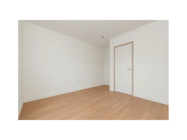 Imagem 10: Apartamento para Venda em Centro com 2 Quartos, Sendo 2 Suítes, 80M²