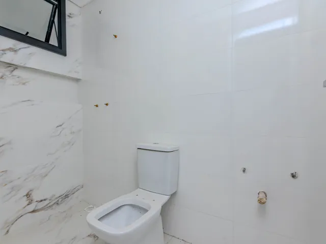 Imagem 4: Apartamento para Venda em Centro com 2 Quartos, Sendo 2 Suítes, 80M²