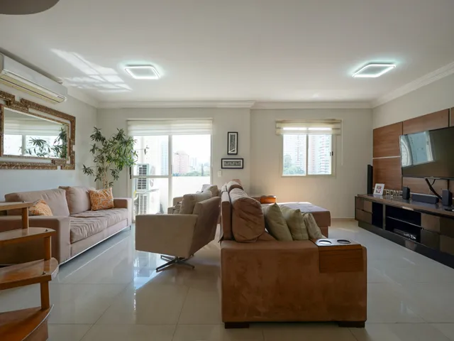 Imagem 12: Apartamento para Venda em Vila Sofia com 3 Quartos, Sendo 1 Suíte, 228M²