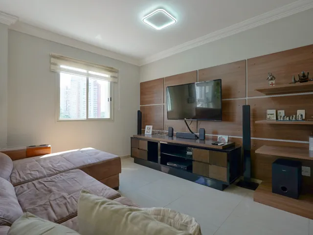 Imagem 7: Apartamento para Venda em Vila Sofia com 3 Quartos, Sendo 1 Suíte, 228M²