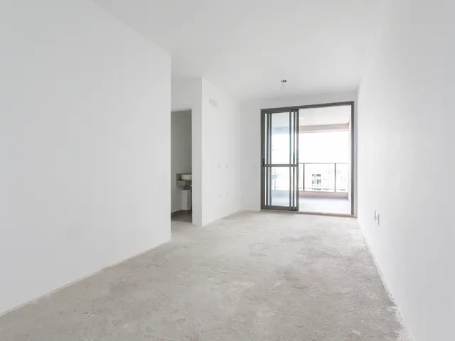 Imagem 5: Apartamento para Venda em Indianópolis com 2 Quartos, Sendo 2 Suítes, 76M²