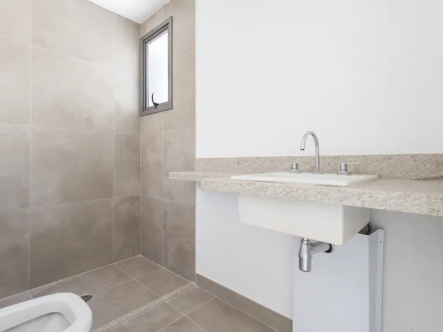 Imagem 13: Apartamento para Venda em Indianópolis com 2 Quartos, Sendo 2 Suítes, 76M²