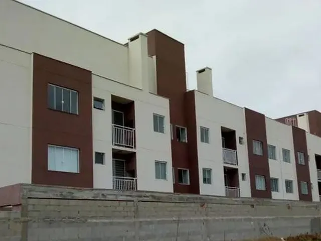 Imagem 1: Alugo Ap com 2 Quartos e Garagem no Weissópolis