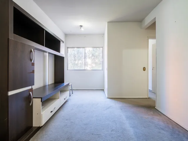 Imagem 2: Apartamento para Venda em Moema com 3 Quartos, 66M²