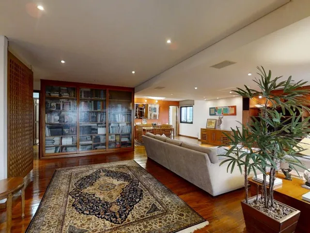Imagem 3: Apartamento para Venda em Higienópolis com 4 Quartos, Sendo 4 Suítes, 275M²