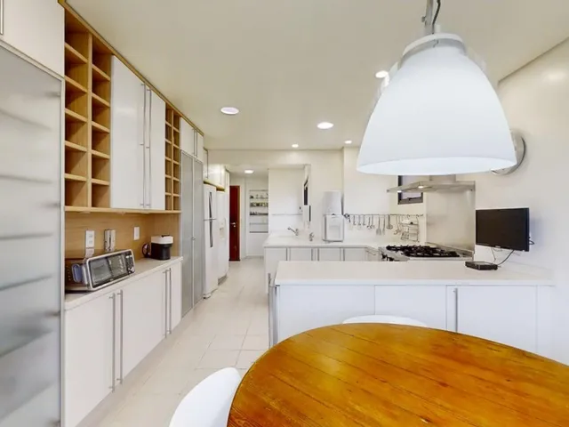 Imagem 15: Apartamento para Venda em Higienópolis com 4 Quartos, Sendo 4 Suítes, 275M²