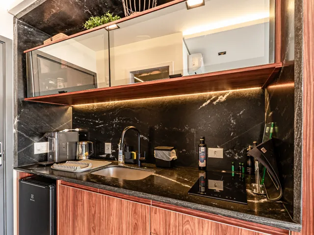 Imagem 2: Apartamento para Venda em Indianópolis com 1 Quarto, 26M²