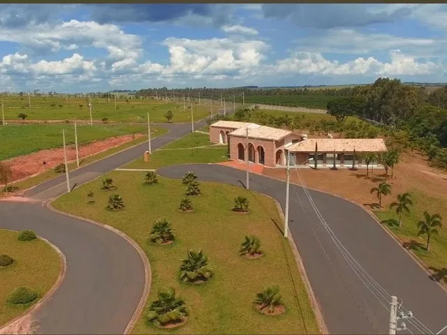 Imagem: Terreno em Condominio Residencial em Garça