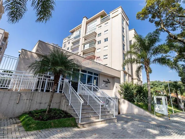 Imagem 10: Apartamento À Venda no Bairro Água Verde com 3 Quartos