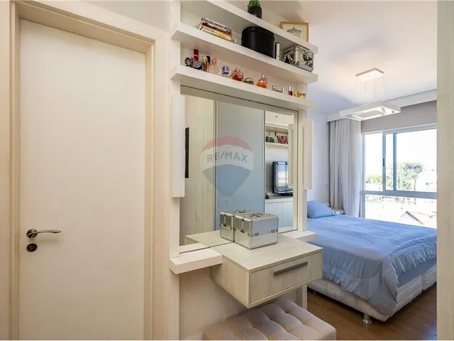 Imagem 5: Apartamento À Venda no Bairro Água Verde com 3 Quartos