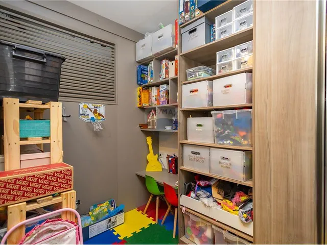 Imagem 2: Apartamento À Venda no Bairro Água Verde com 3 Quartos