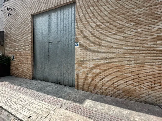 Imagem 6: Galpão Industrial À Venda em Camboriú-Sc, Bairro Monte Alegre, 1 Sala, 240M² de Área - Oportunidade Imperdível!
