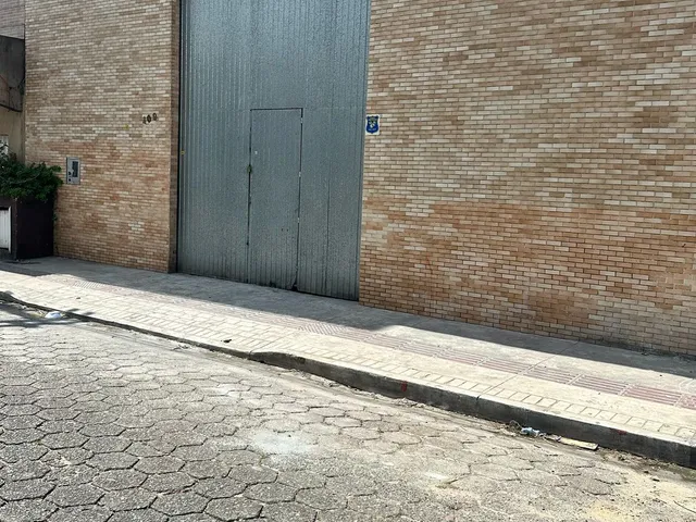 Imagem 8: Galpão Industrial À Venda em Camboriú-Sc, Bairro Monte Alegre, 1 Sala, 240M² de Área - Oportunidade Imperdível!