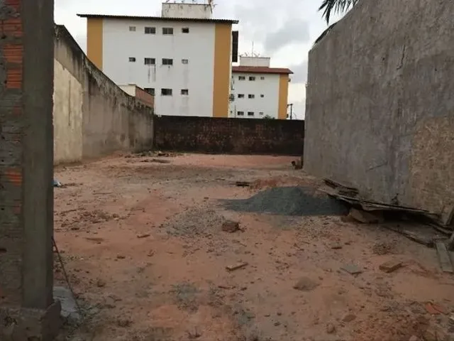 Imagem: Terreno Turu