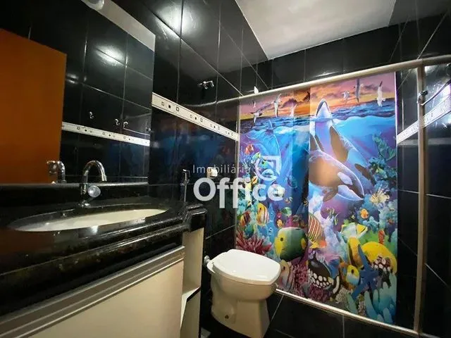Imagem 14: Casa com 3 Dormitórios À Venda, 220 M² por R$ 440.000,00 - Frei Eustáquio