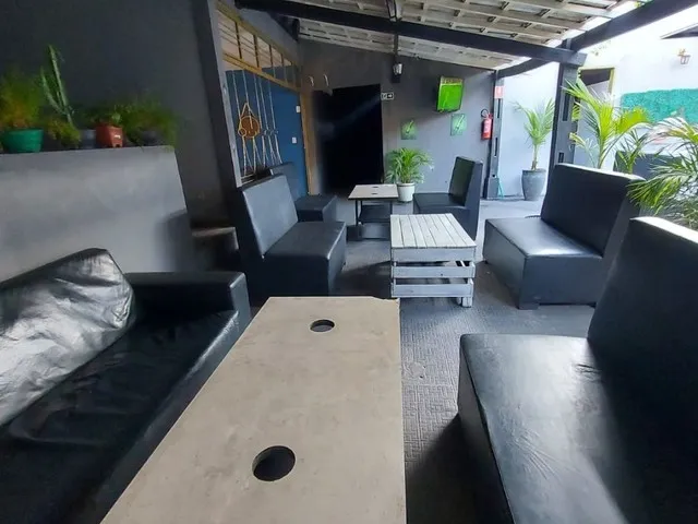 Imagem: O depósito possui 1 Vaga na garagem, 700m² de Área e