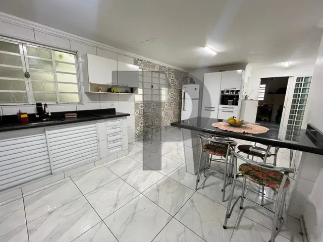 Imagem 12: Casa na Morada da Colina com 4 Quartos, em Terreno de 735M²! Quintal Enorme