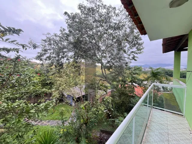 Imagem 2: Casa na Morada da Colina com 4 Quartos, em Terreno de 735M²! Quintal Enorme