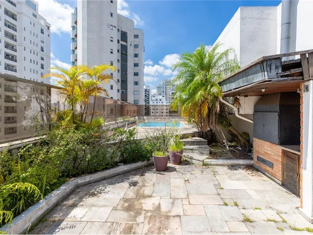 Imagem: Apartamento À Venda no Bairro Moema - São