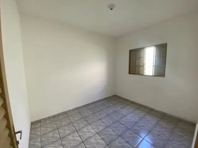 Imagem 6: Casa de Colônia para Aluguel com 60 M2 com 02 Quartos no Bairro Daniel Fonseca
