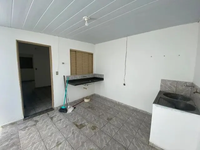 Imagem 9: Casa de Colônia para Aluguel com 60 M2 com 02 Quartos no Bairro Daniel Fonseca