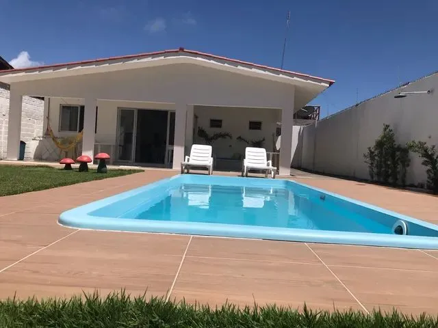 Imagem: Casa de Praia com Piscina