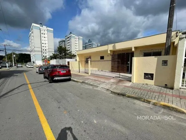 Imagem: Casa com 3 Dormitórios no Bairro Casa Branca