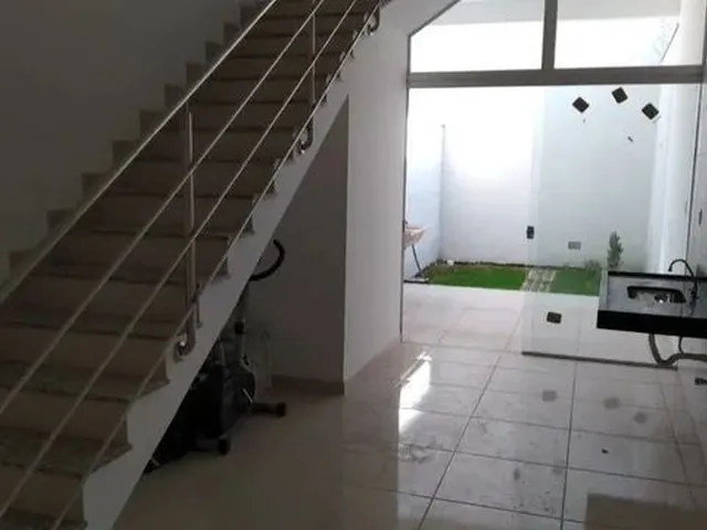 Imagem 2: Casa Bairro Cidade Nova, Cód. K093 Tríplex, 3 Qts/Suíte, 126 M², Sac. Quintal