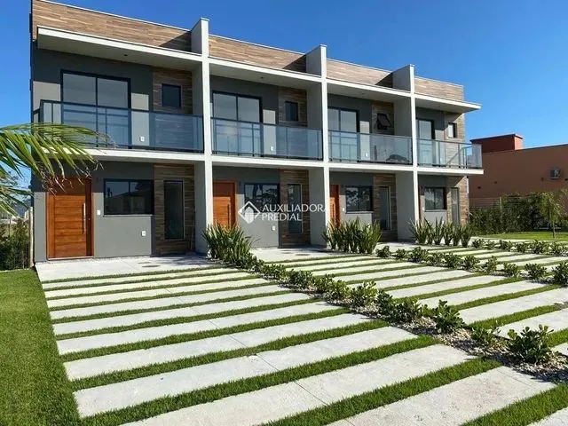 Imagem: A casa possui 2 Dormitórios, 1 Banheiro, 76m² de Área e