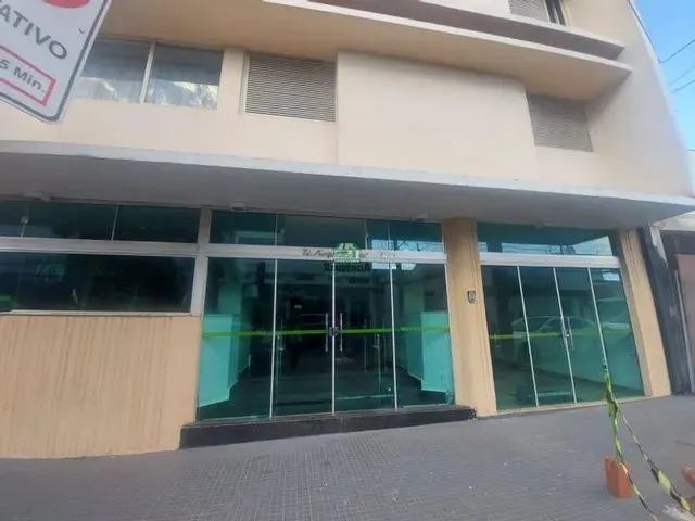 Imagem: O apartamento possui 3 Dormitórios, 1 Suíte, 2 Banheiros,