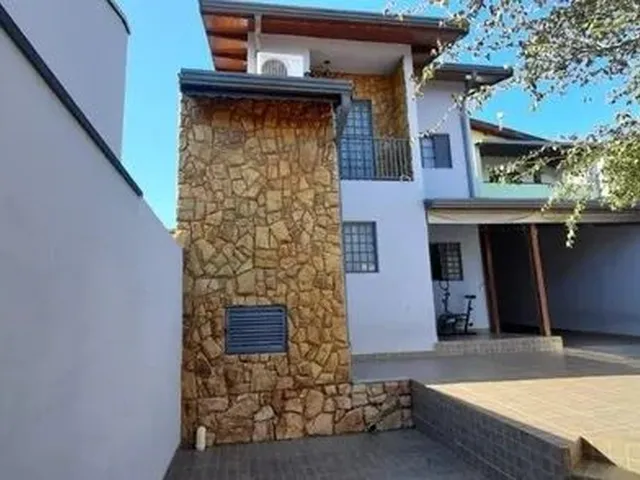 Imagem: Campinas - Casa Padrão - Parque Jambeiro