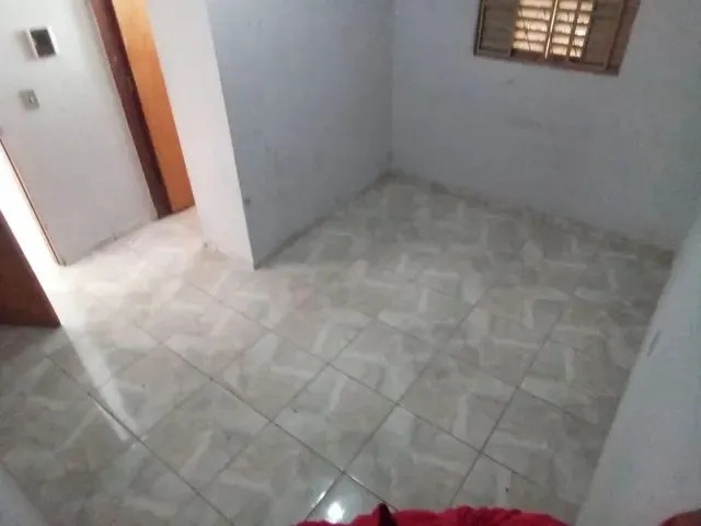 Imagem: Alugo Kitnet 1 Quarto, Banheiro, Sala e