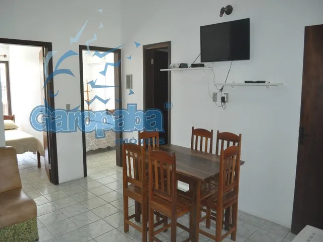 Imagem 2: Apartamento de Frente Rua Principal Próx. Praia