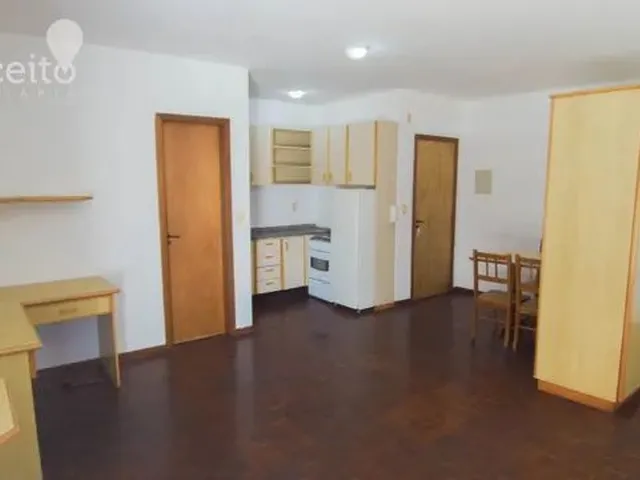 Imagem: O apartamento possui 1 Dormitório, 1 Banheiro, 1 Vaga na