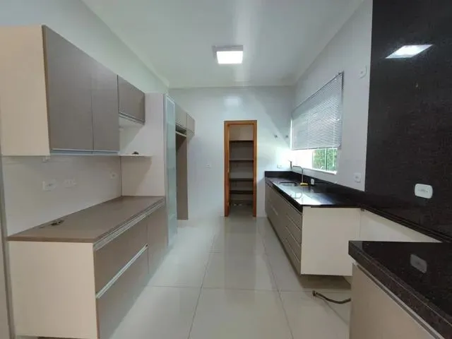 Imagem 7: Casa em Condomínio Fechado, 3 Suítes