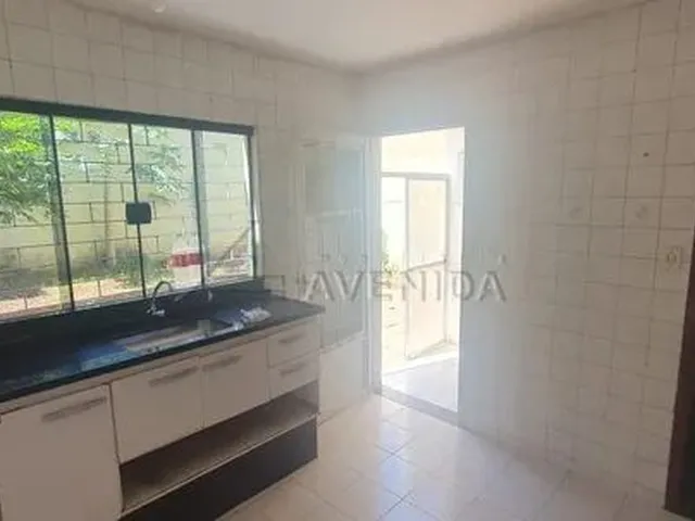 Imagem 7: Londrina - Casa Padrão - Igapó