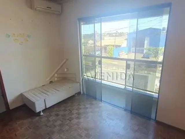 Imagem 9: Londrina - Casa Padrão - Igapó