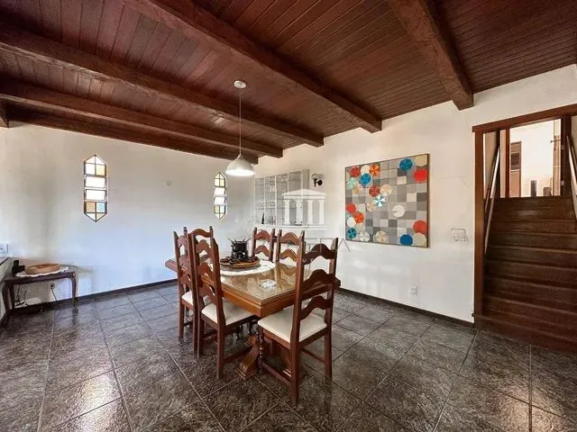 Imagem 5: Casa com 5 Dormitórios À Venda, 300 M² por R$ 770.000,00 - Iucas - Teresópolis/Rj