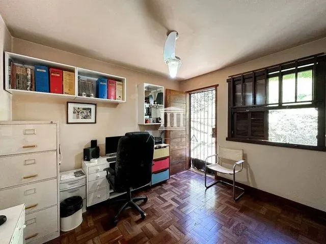 Imagem 12: Casa com 5 Dormitórios À Venda, 300 M² por R$ 770.000,00 - Iucas - Teresópolis/Rj