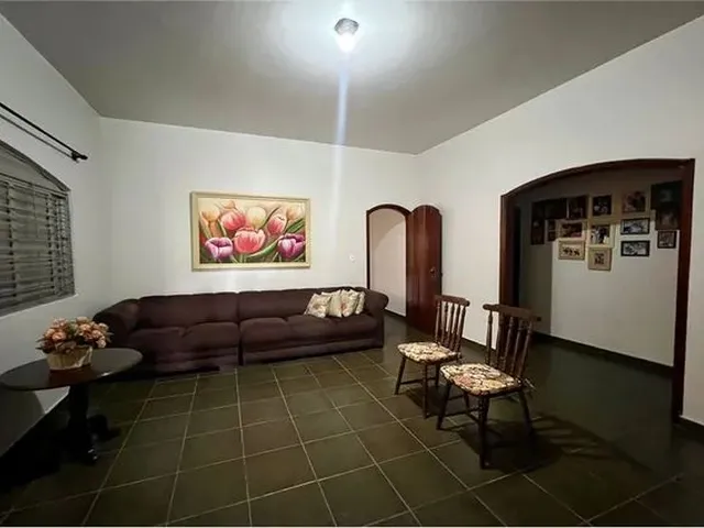 Imagem 4: Residência a Venda no Centro de Araguaína